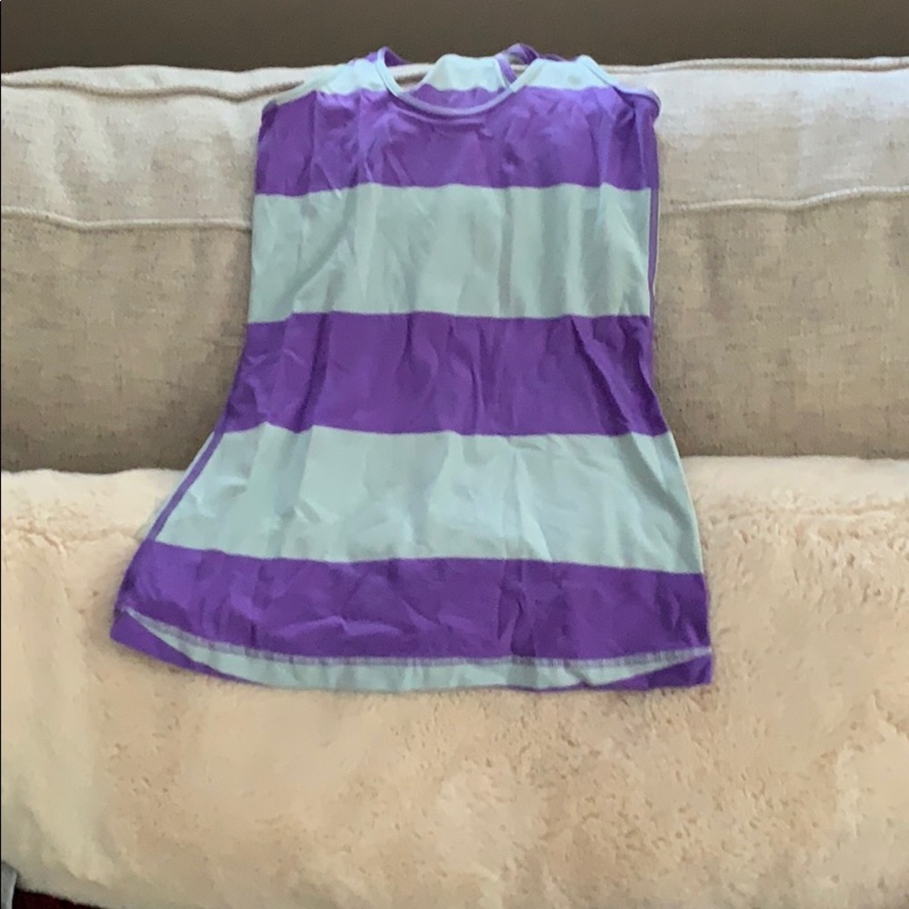Lululemon size 8